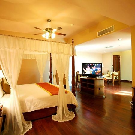 Bayon Era Hotel Siem Reap Esterno foto