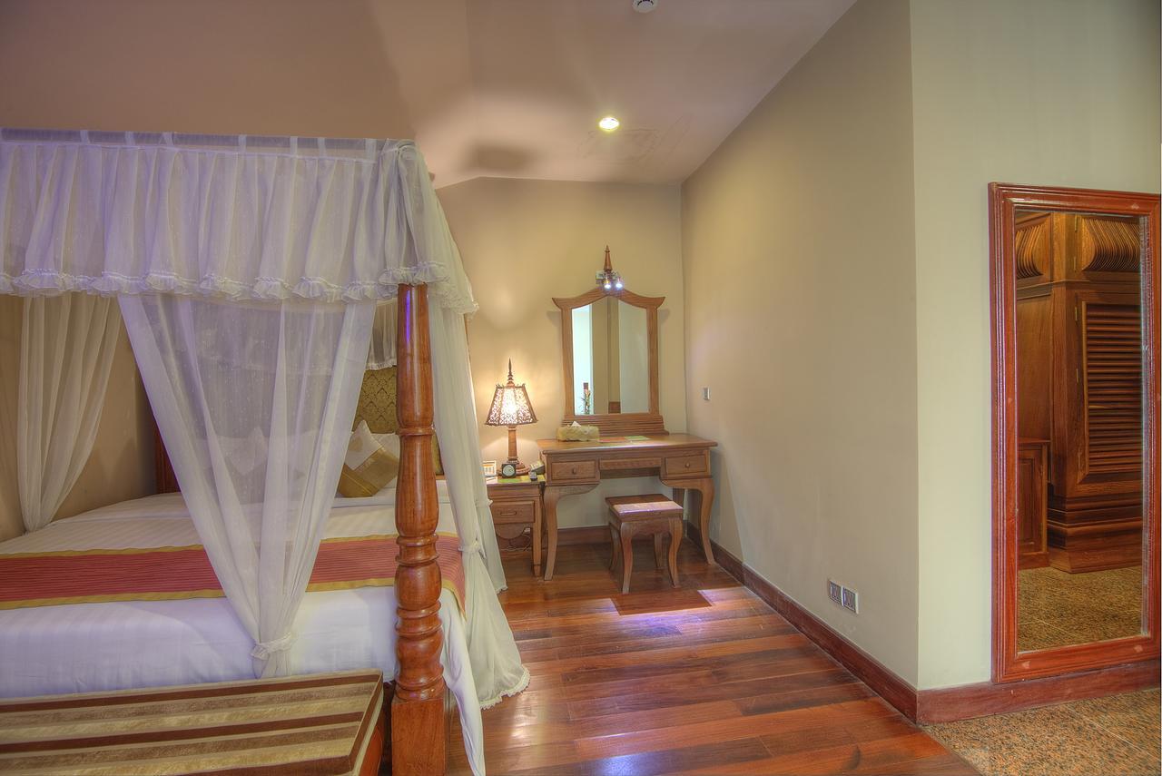 Bayon Era Hotel Siem Reap Esterno foto