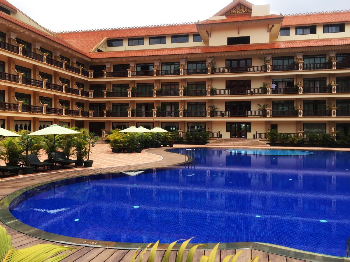 Bayon Era Hotel Siem Reap Esterno foto