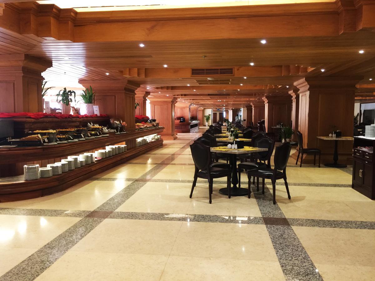 Bayon Era Hotel Siem Reap Esterno foto