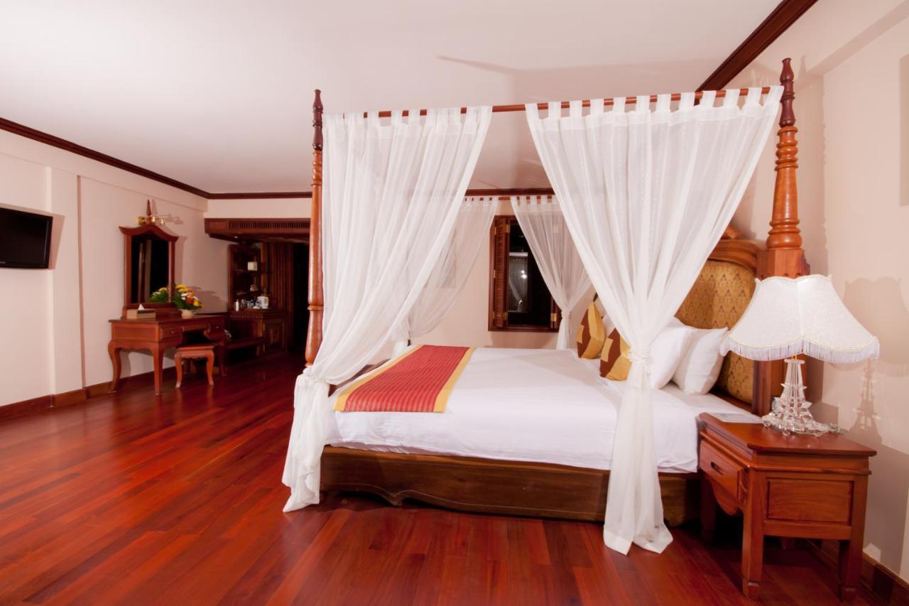 Bayon Era Hotel Siem Reap Esterno foto