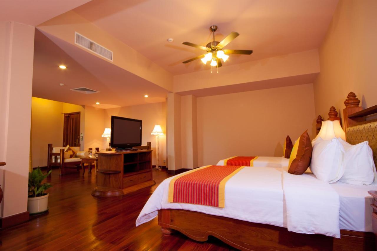 Bayon Era Hotel Siem Reap Esterno foto