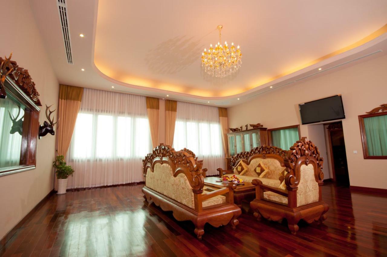 Bayon Era Hotel Siem Reap Esterno foto
