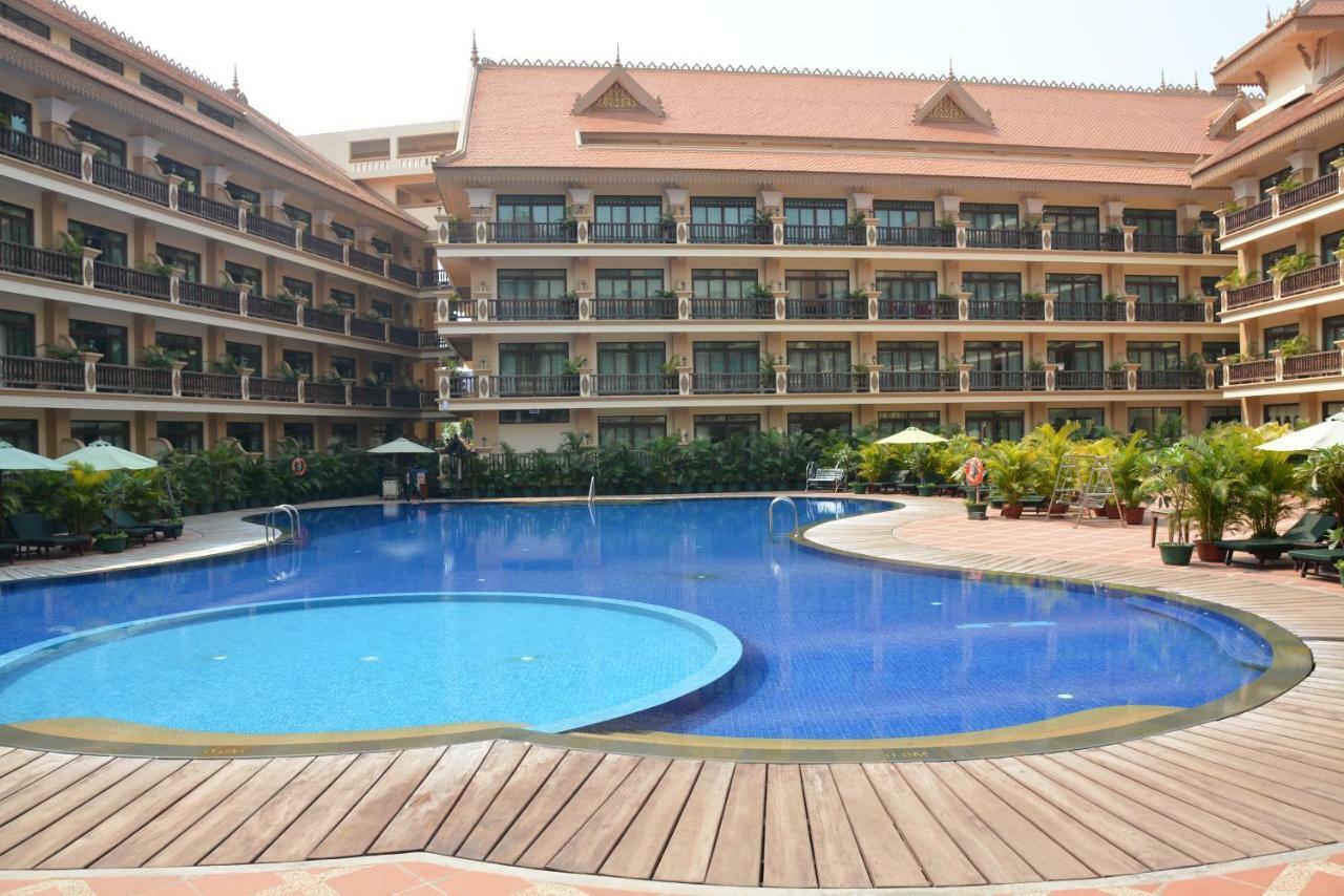 Bayon Era Hotel Siem Reap Esterno foto